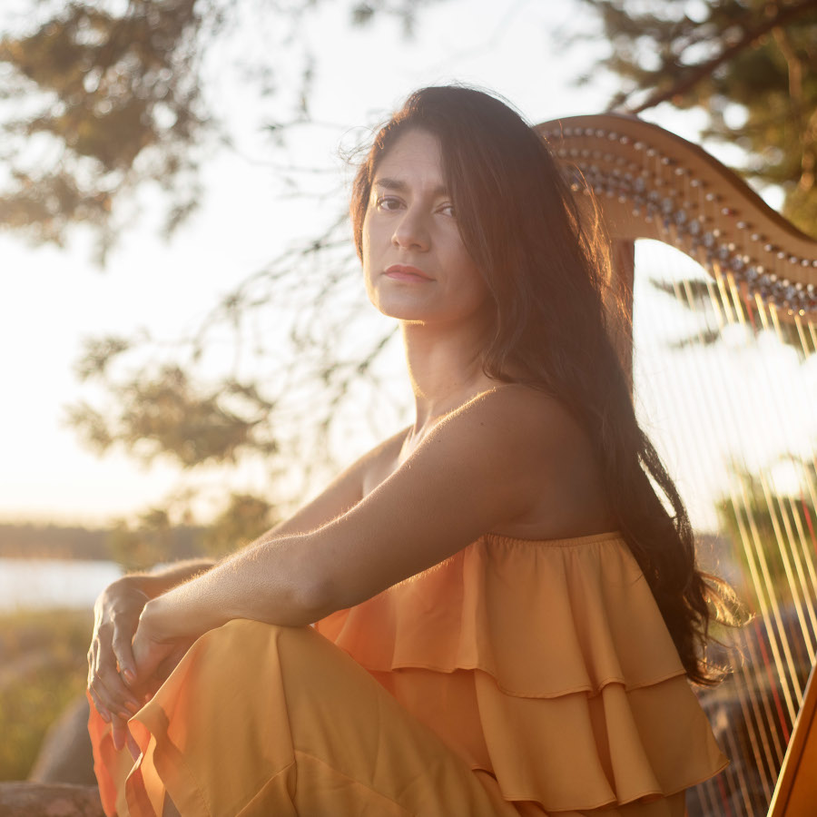 Natalia Castrillón (CO) - The Global Harp, A Transcultural Journey photo:Sami Mannerheimo